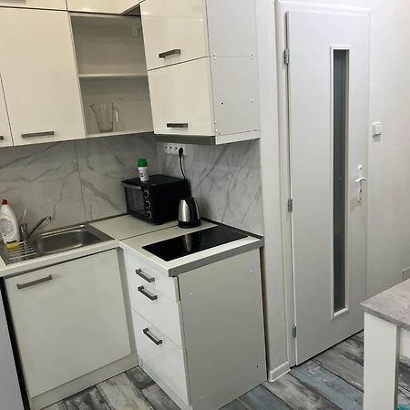 White Apartment, Kraskova 2, ブラチスラヴァ エクステリア 写真
